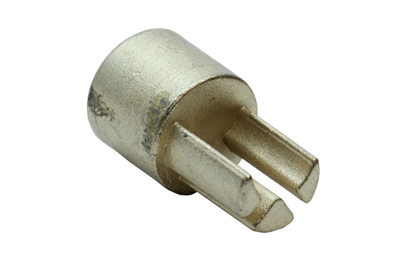 Sivuverhonkiristimen putken pääty Ø34, messinki