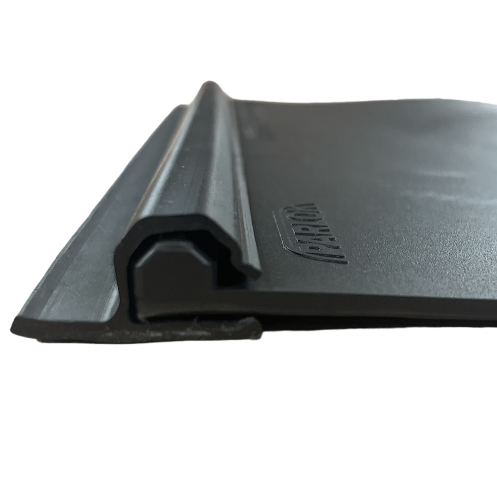 Splash guard profile 420 mm plastic, black - Oy Parlok Ab